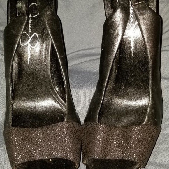 Snakeprint Trim Slingback Stilettos 8 1/2 B - Picture 2 of 5